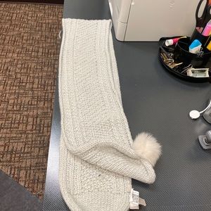 Ugg scarf